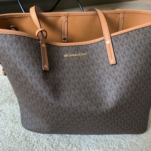 michael kors purse
